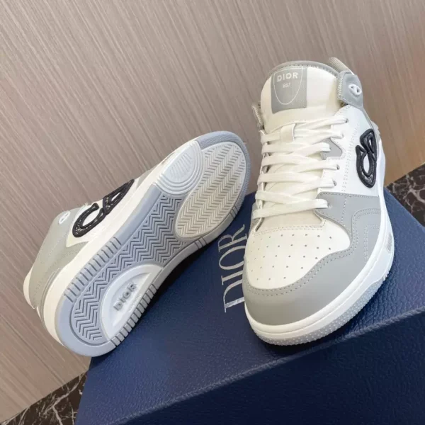 B57 MID-TOP SNEAKER – CD167 - Image 5