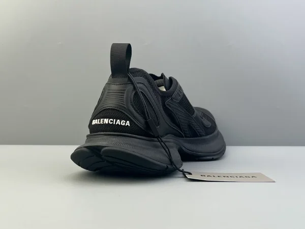 BALENCIAGA CIRCUIT SNEAKER IN BLACK – BB202 - Image 5