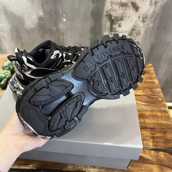 BALENCIAGA GRAFFITI TRACK SNEAKERS – BB192 - Image 4