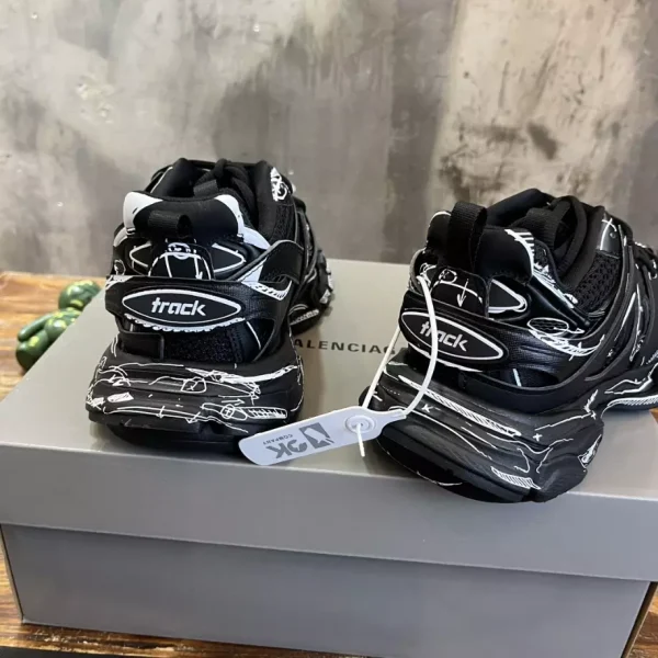 BALENCIAGA GRAFFITI TRACK SNEAKERS – BB192 - Image 5