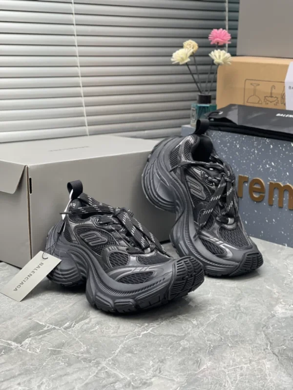 BALENCIAGA MEN’S 10XL SNEAKER IN BLACK – BB210 - Image 6