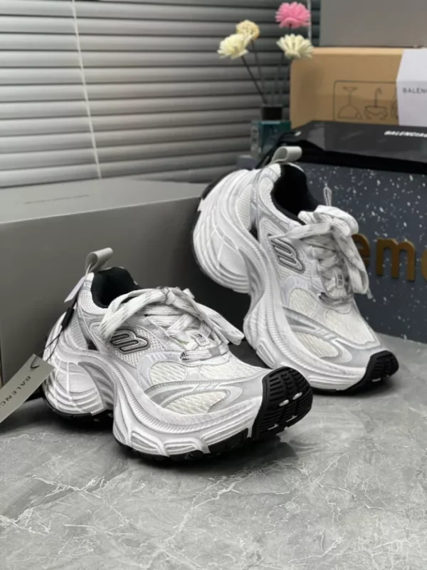 BALENCIAGA MEN’S 10XL SNEAKER IN WHITE – BB211 - Image 4