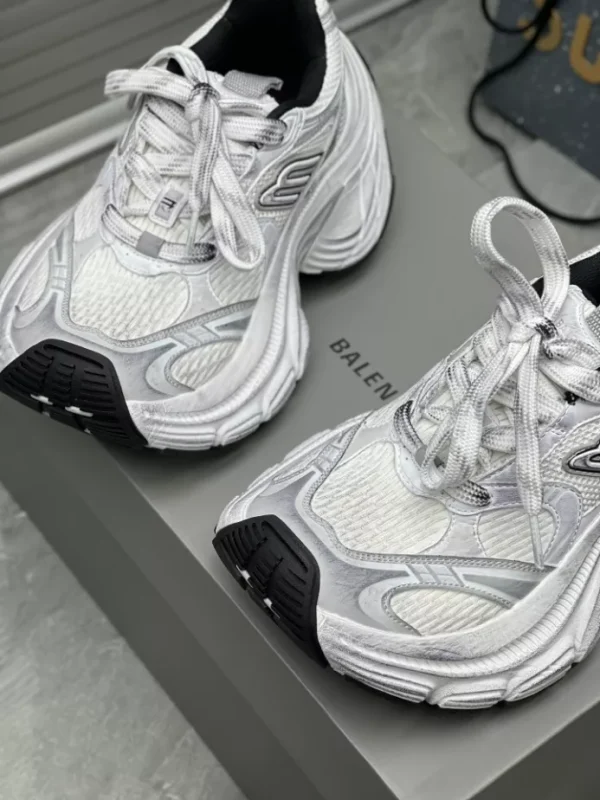 BALENCIAGA MEN’S 10XL SNEAKER IN WHITE – BB211 - Image 5