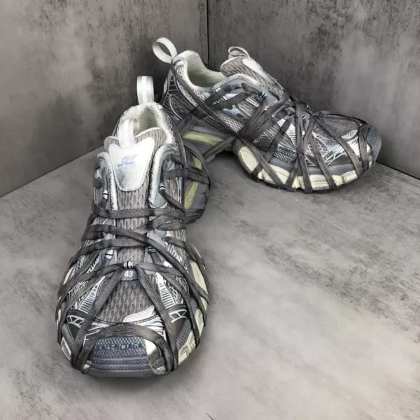 BALENCIAGA MEN’S 3XL EXTREME LACE SNEAKER – BB214 - Image 9