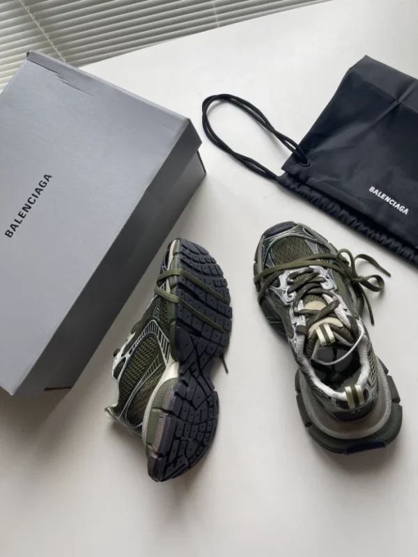 BALENCIAGA MEN’S 3XL SNEAKER – BB215 - Image 10