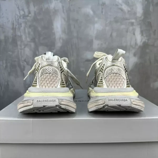 BALENCIAGA MEN’S 3XL SNEAKER IN OFF WHITE – BB124 - Image 5