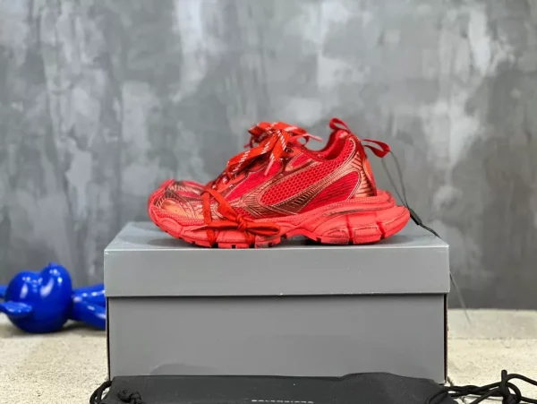 BALENCIAGA MEN’S 3XL SNEAKER IN RED – BB158 - Image 2