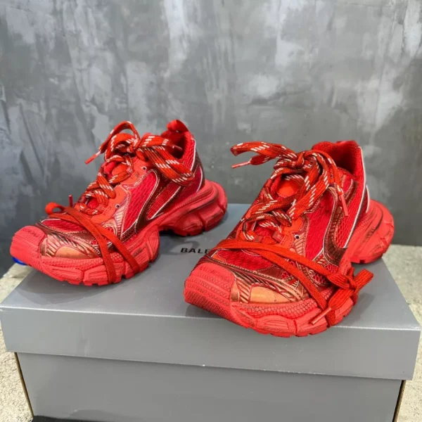 BALENCIAGA MEN’S 3XL SNEAKER IN RED – BB158 - Image 3