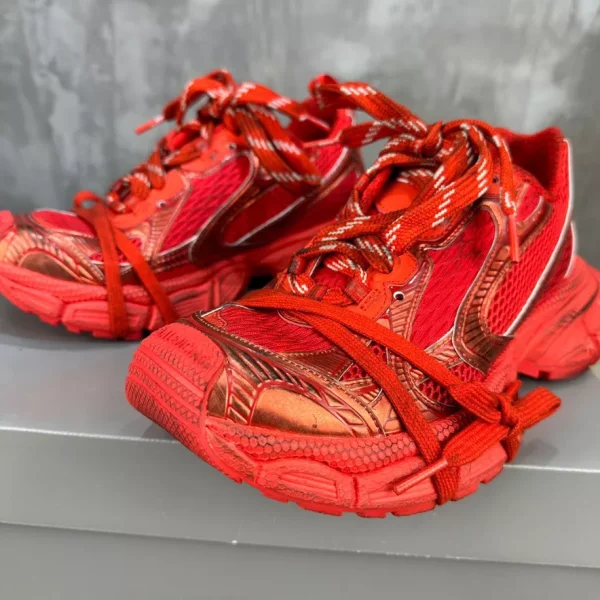 BALENCIAGA MEN’S 3XL SNEAKER IN RED – BB158 - Image 6