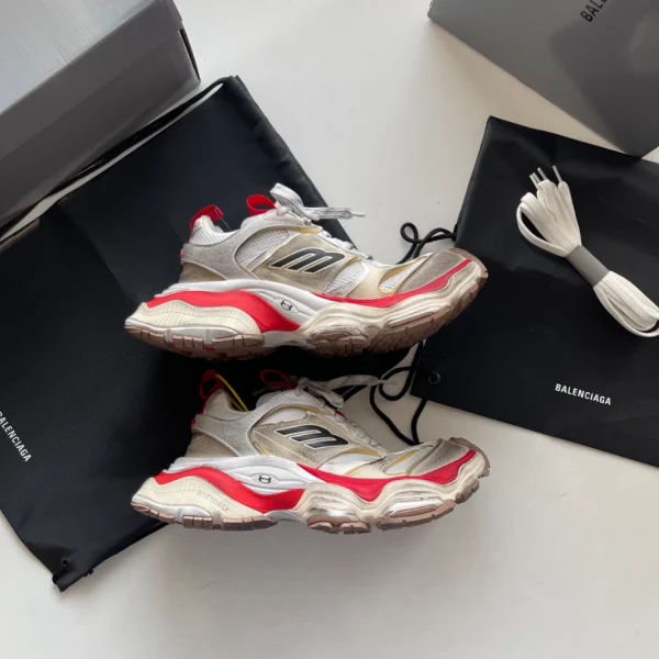 BALENCIAGA MEN’S CARGO SNEAKER IN BEIGE/GREY/RED – BB204 - Image 5