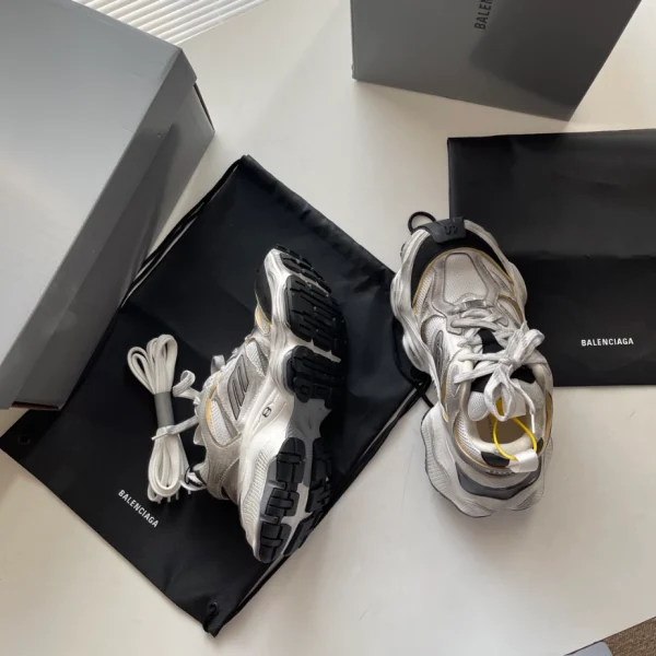 BALENCIAGA MEN’S CARGO SNEAKER IN WHITE/GREY – BB206 - Image 6