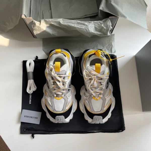 BALENCIAGA MEN’S CARGO SNEAKER IN WHITE/YELOW – BB208 - Image 6