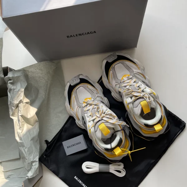 BALENCIAGA MEN’S CARGO SNEAKER IN WHITE/YELOW – BB208 - Image 9