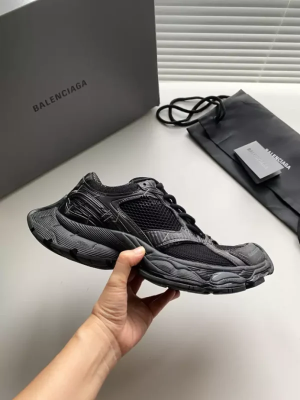 BALENCIAGA MEN’S STAPLER SNEAKER IN BLACK – BB219 - Image 2