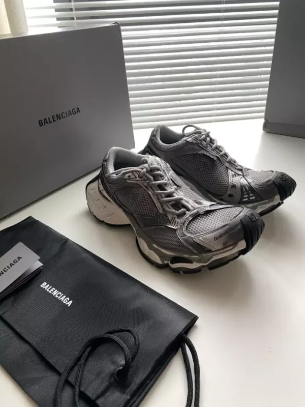 BALENCIAGA MEN’S STAPLER SNEAKER IN GREY – BB220 - Image 5