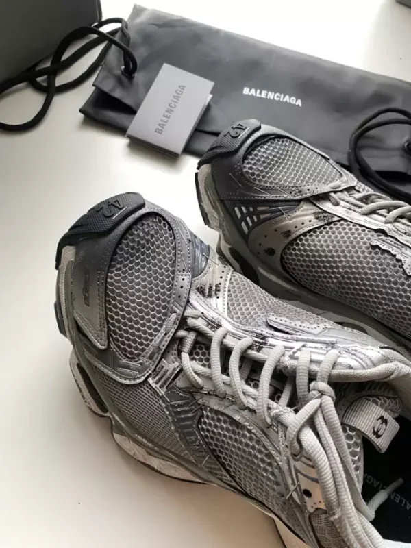 BALENCIAGA MEN’S STAPLER SNEAKER IN GREY – BB220 - Image 9