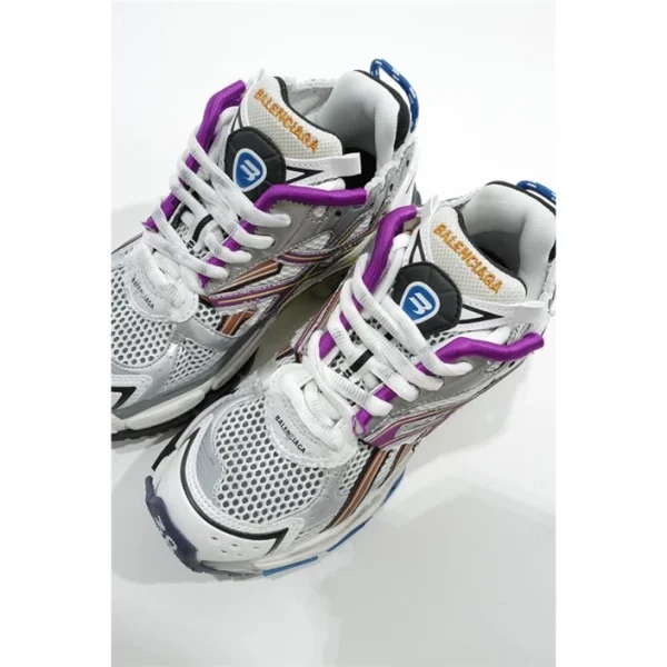 BALENCIAGA RUNNER SNEAKER IN GREY – BB128 - Image 7