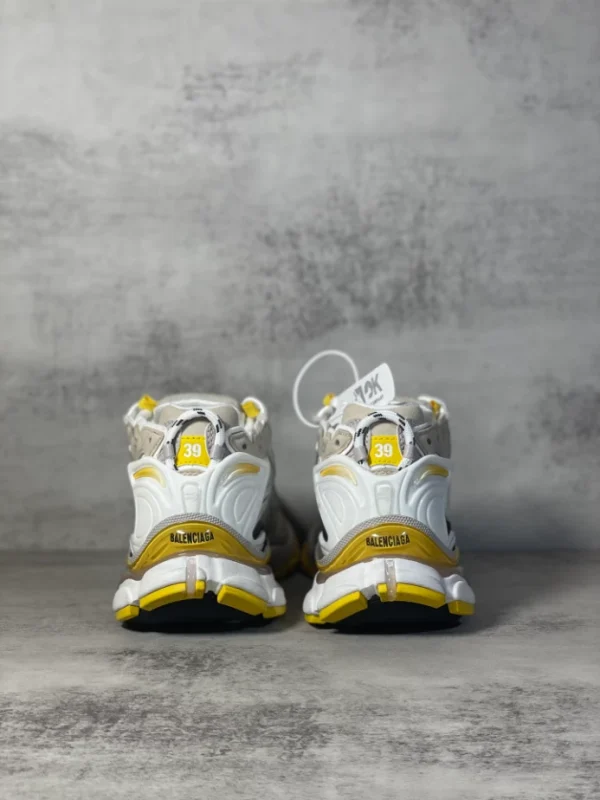 BALENCIAGA RUNNER SNEAKER IN GREY, WHITE, BLACK AND YELLOW – BB233 - Image 5