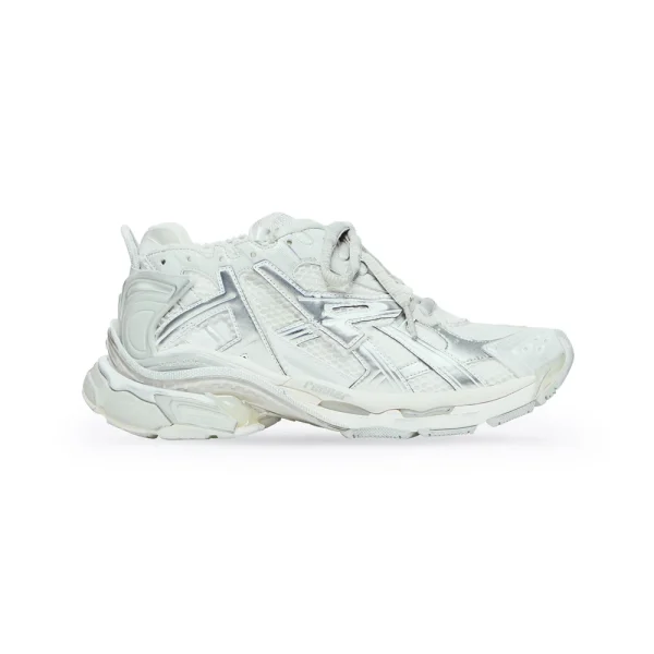 BALENCIAGA  RUNNER SNEAKER IN OFF WHITE – BB141