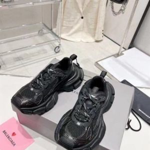 BALENCIAGA SNEAKERS – BB127