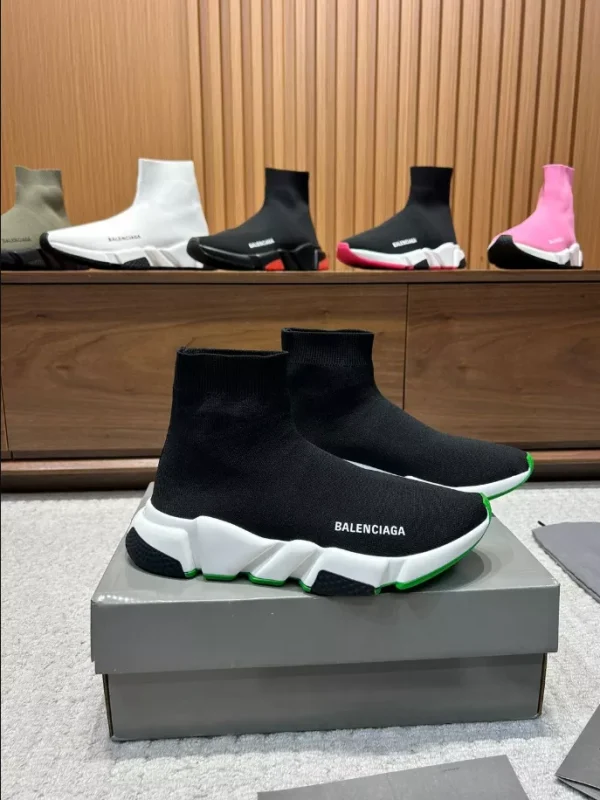 BALENCIAGA SPEED 2.0 RECYCLED KNIT SNEAKER – BB180