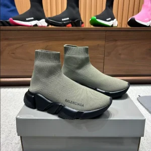BALENCIAGA SPEED 2.0 RECYCLED KNIT SNEAKER – BB182