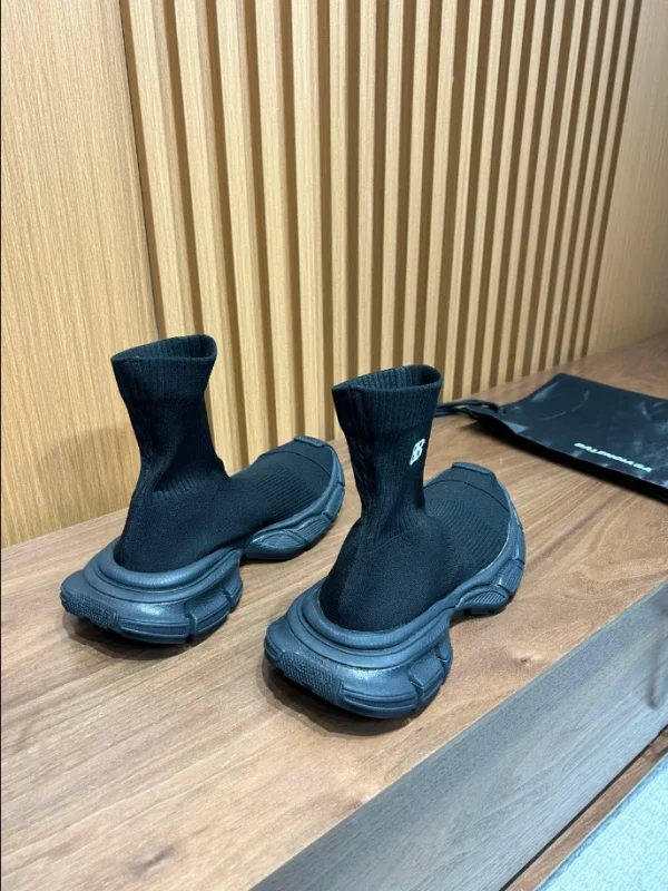 BALENCIAGA SPEED 3.0 SNEAKERS IN BLACK – BB169 - Image 4