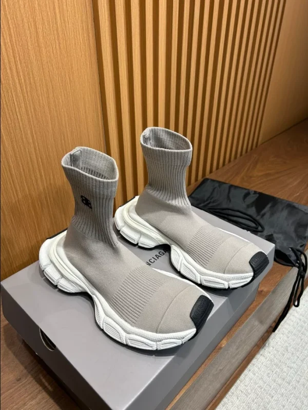 BALENCIAGA SPEED 3.0 SNEAKERS IN GREY – BB168