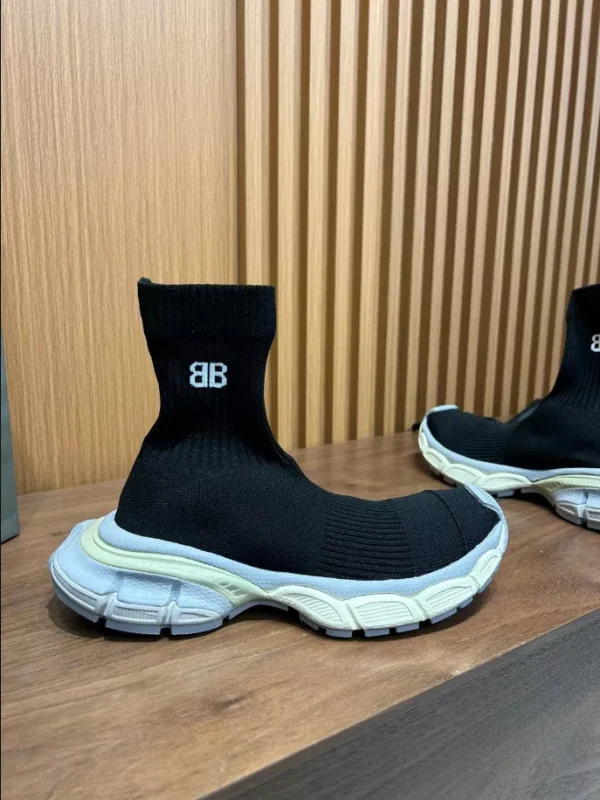 BALENCIAGA SPEED 3.0 SNEAKERS IN BLACK – BB167 - Image 2