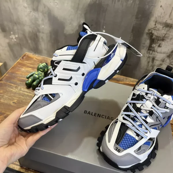 BALENCIAGA TRACK SNEAKERS – BB193 - Image 6
