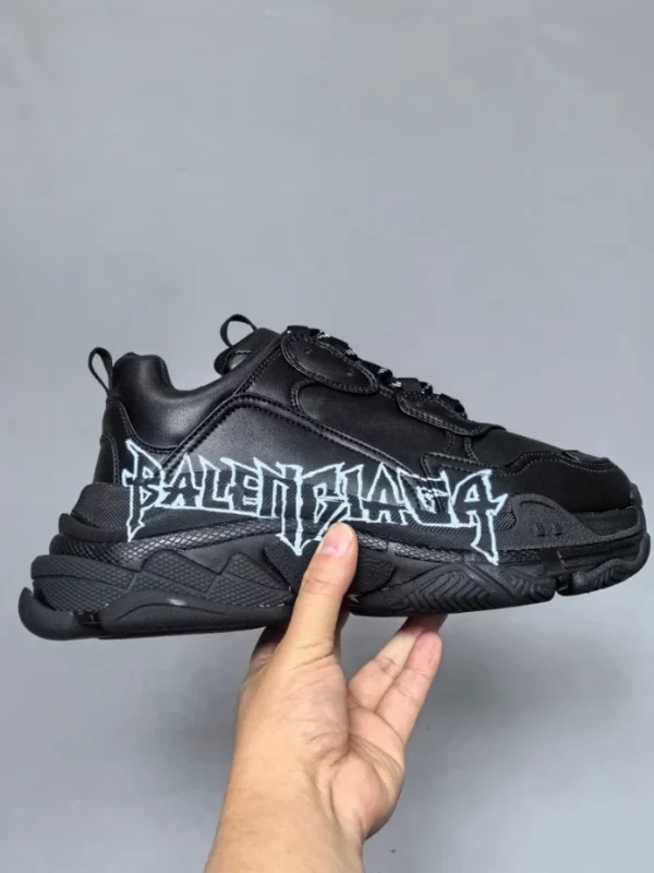 BALENCIAGA TRIPLE S SNEAKER DIY METAL IN BLACK/WHITE – BB231 - Image 2