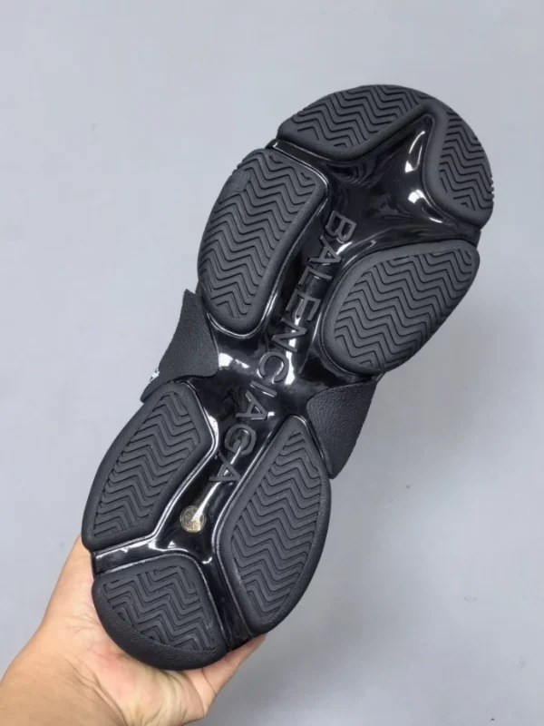 BALENCIAGA TRIPLE S SNEAKER DIY METAL IN BLACK/WHITE – BB231 - Image 9