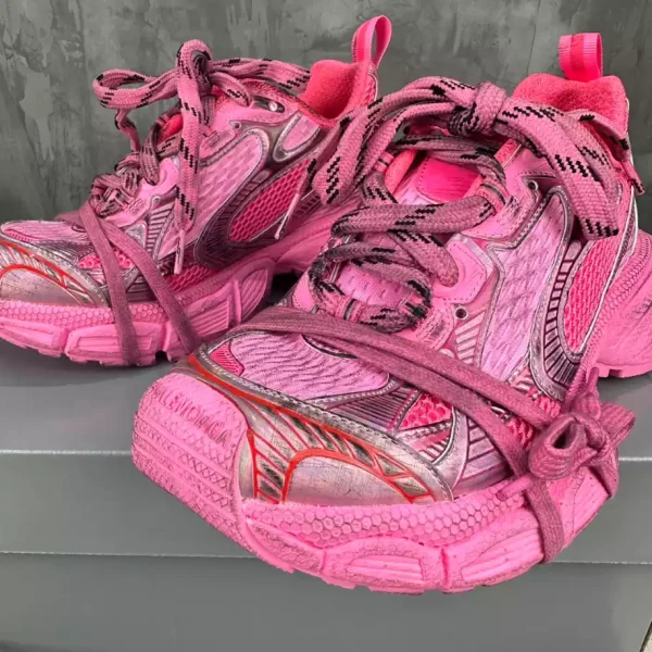 BALENCIAGA WOMEN’S 3XL SNEAKER – BB154 - Image 6