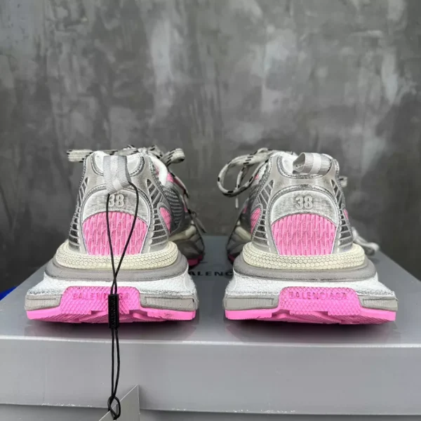 BALENCIAGA WOMEN’S 3XL SNEAKER – BB155 - Image 4