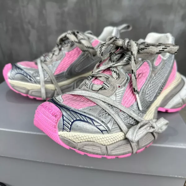 BALENCIAGA WOMEN’S 3XL SNEAKER – BB155 - Image 5