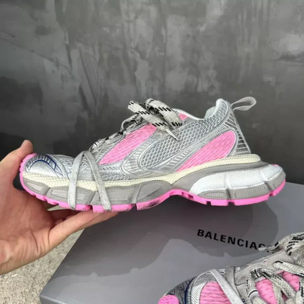 BALENCIAGA WOMEN’S 3XL SNEAKER – BB155 - Image 8