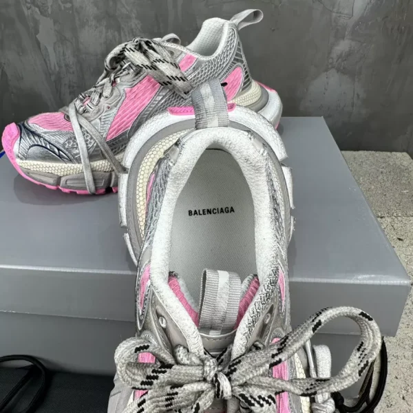 BALENCIAGA WOMEN’S 3XL SNEAKER – BB155 - Image 9