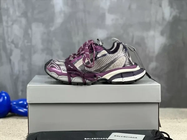 BALENCIAGA WOMEN’S 3XL SNEAKER – BB156 - Image 2
