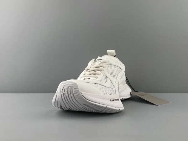 BALENCIAGA WOMEN’S CIRCUIT SNEAKER IN WHITE – BB223 - Image 7