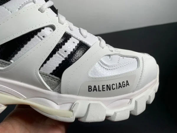 BALENCIAGA x ADIDAS TRACK FORUM LOW TOP SNEAKER – BB144 - Image 10