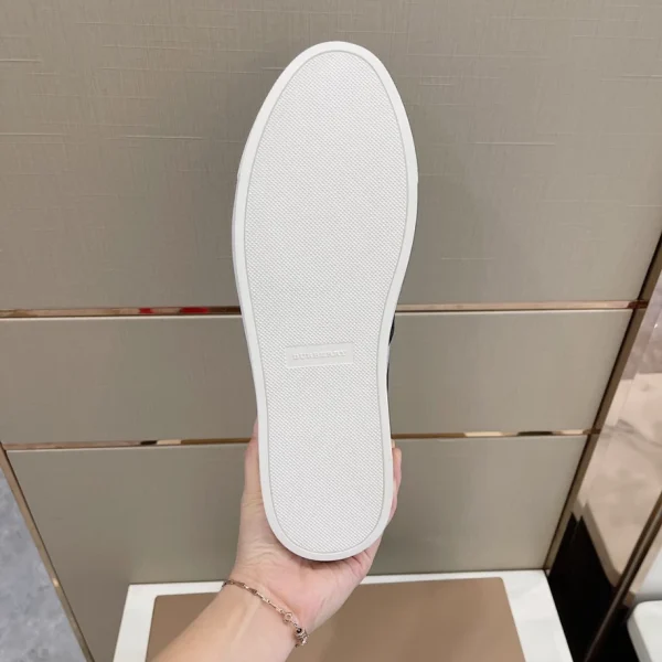 BURBERRY LEATHER AND CHECK COTTON SNEAKERS – BBR122 - Image 5
