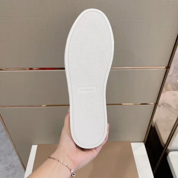BURBERRY LEATHER AND CHECK COTTON SNEAKERS – BBR123 - Image 4