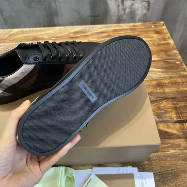 BURBERRY LEATHER AND CHECK COTTON SNEAKERS – BBR124 - Image 7