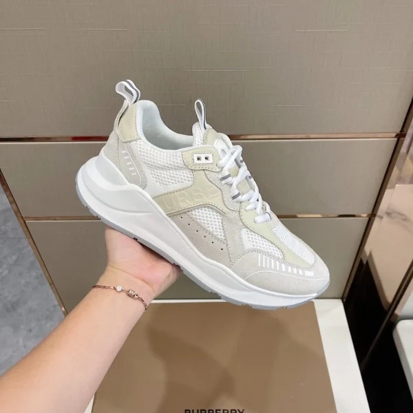 BURBERRY LOW-TOP SNEAKERS – BBR118 - Image 2