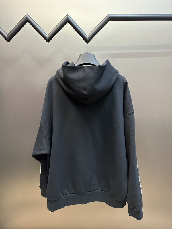 Balenciaga Nlogo Hoodie Medium Fit In Black – SBH027 - Image 3