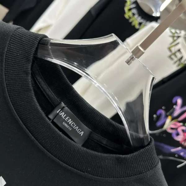 Balenciaga Sweatshirts – SBH037 - Image 4
