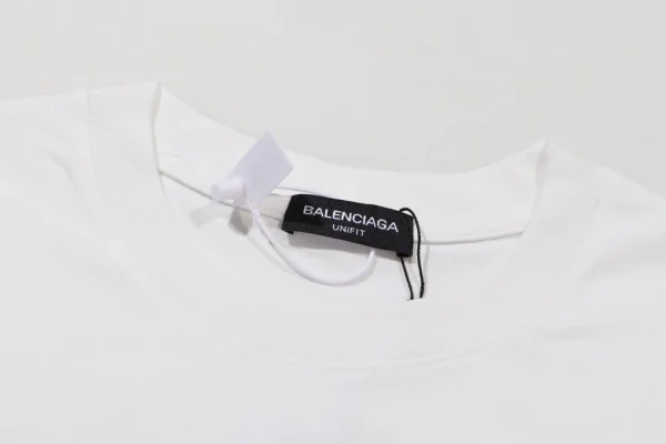 Balenciaga T-shirt – BBS089 - Image 3