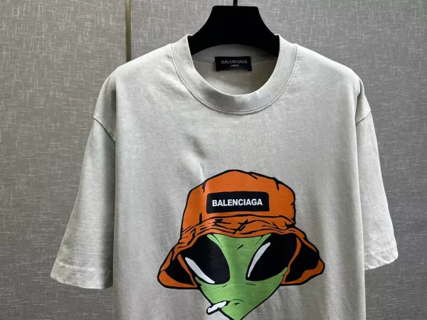 Balenciaga T-shirt – BBS105 - Image 4
