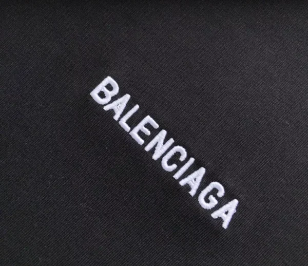 Balenciaga T-shirt – BBS122 - Image 3
