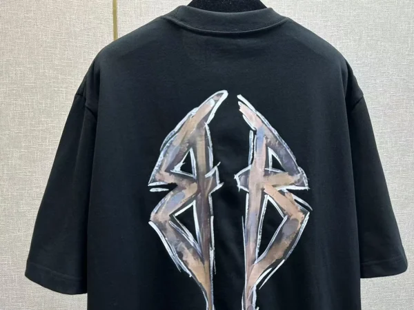 Balenciaga T-shirt – BBS124 - Image 3